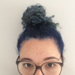 Meet your Posher, Kaela